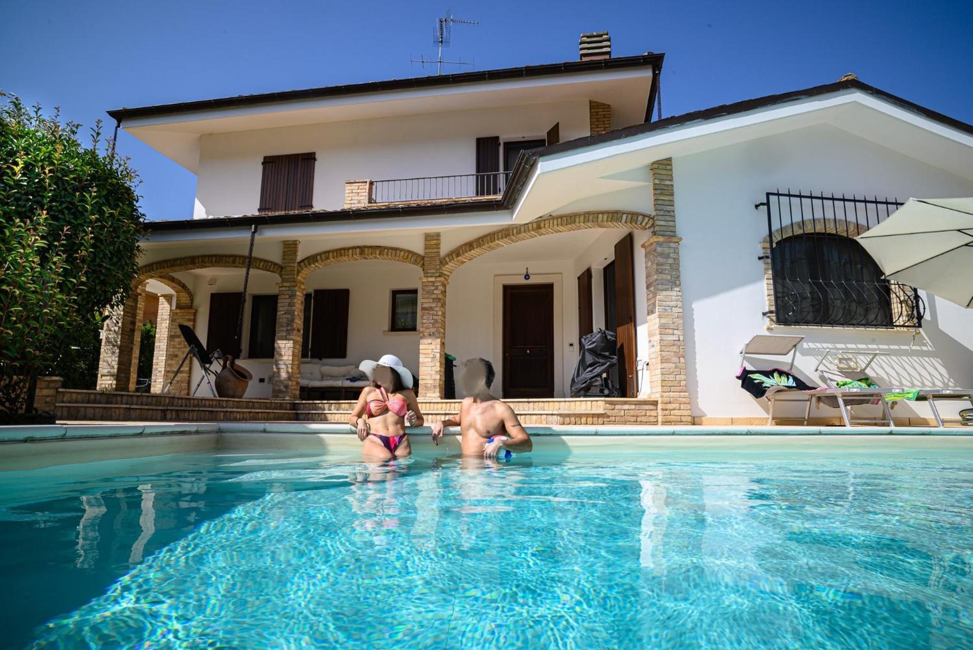 Villa Klaudja Pianella  エクステリア 写真